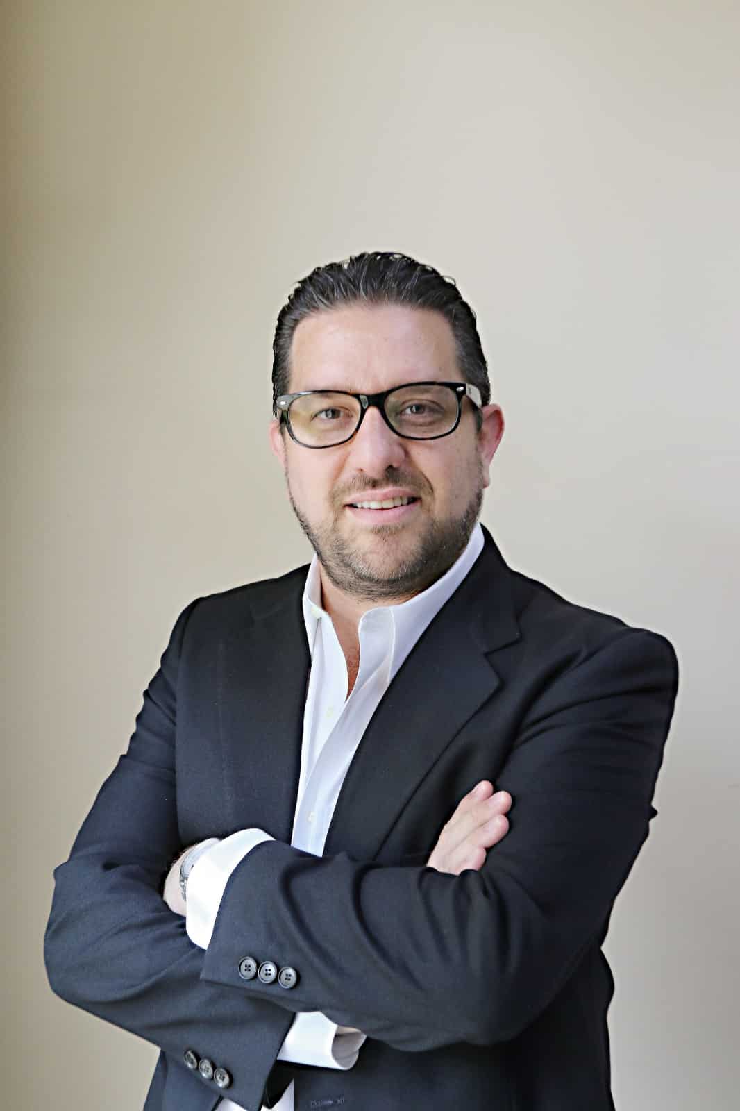 Dr. Ilan Grunhaus, B.D.S., C.A.G.S.